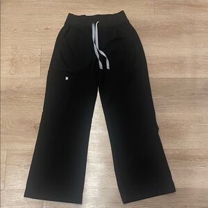 Figs Isabel scrub pants